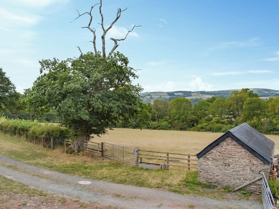 Surrounding area | The Granary - Blaenau Escapes, Boughrood Brecon