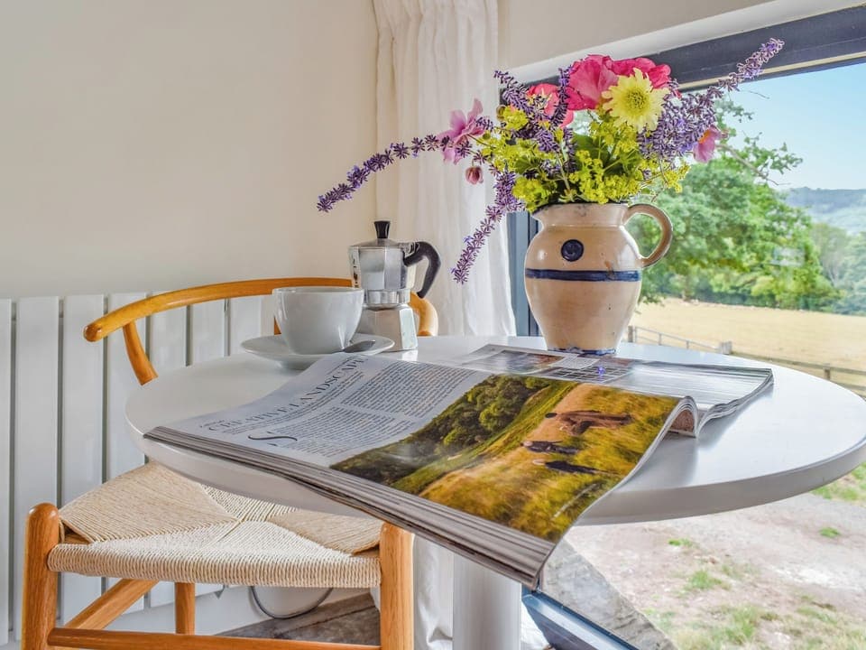 Open plan living space | The Granary - Blaenau Escapes, Boughrood Brecon