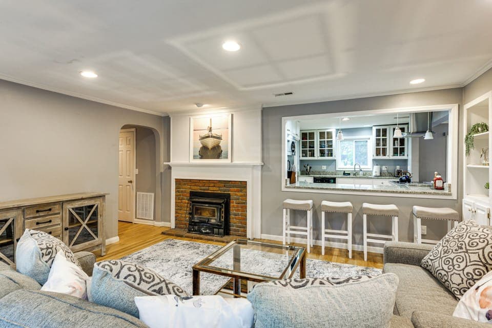 Living Room | 2nd Floor | Central A/C & Heating