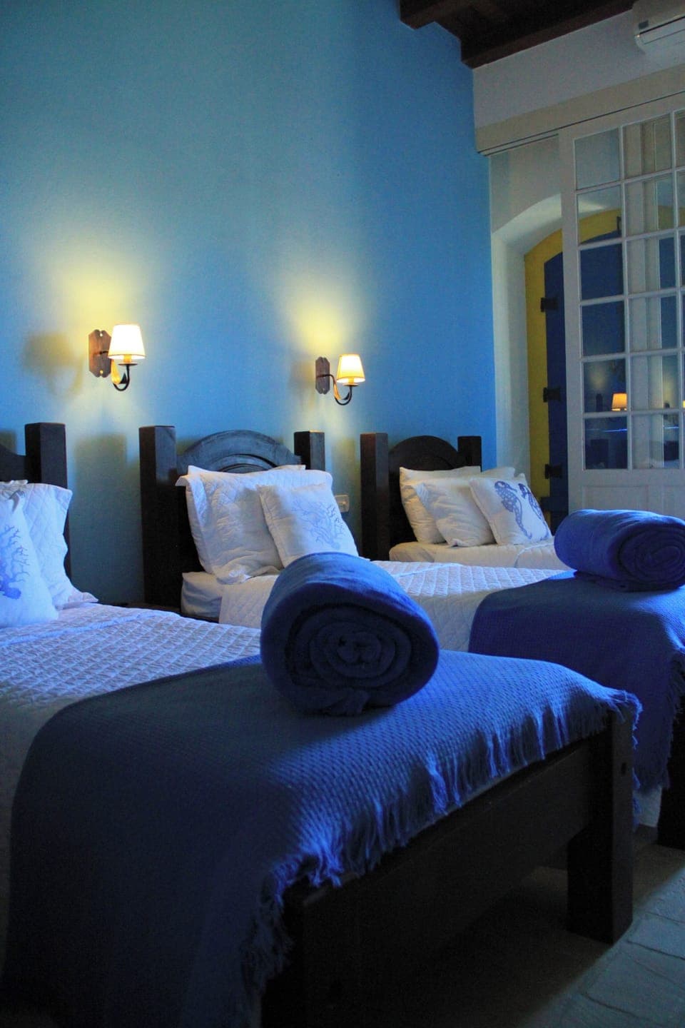 Deluxe Triple Room, Partial Ocean View (2) | Free WiFi