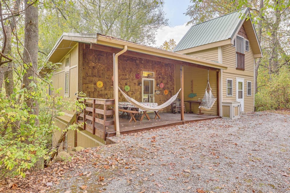 Paris Vacation Rental | 3BR | 1BA | 1,200 Sq Ft | Step-Free Entry