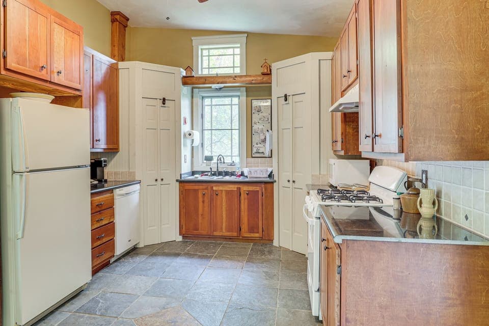 Cottage (3 Bedrooms) | Interior