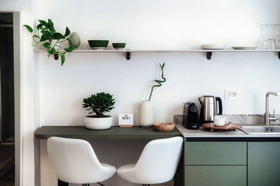 Comfort Studio | Blackout drapes, soundproofing, iron/ironing board, free WiFi