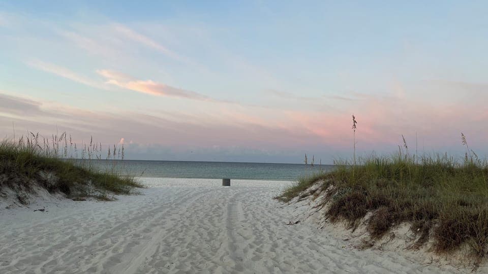 Beach access 84