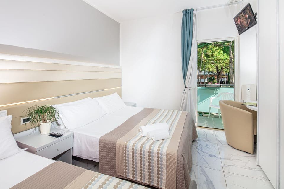 In-room safe, desk, free WiFi, bed sheets