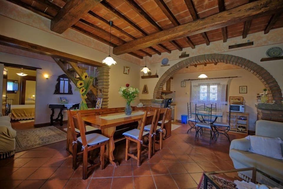 Panoramic House, 3 Bedrooms, Private Pool (Casa Margherita 1) | In-room dining