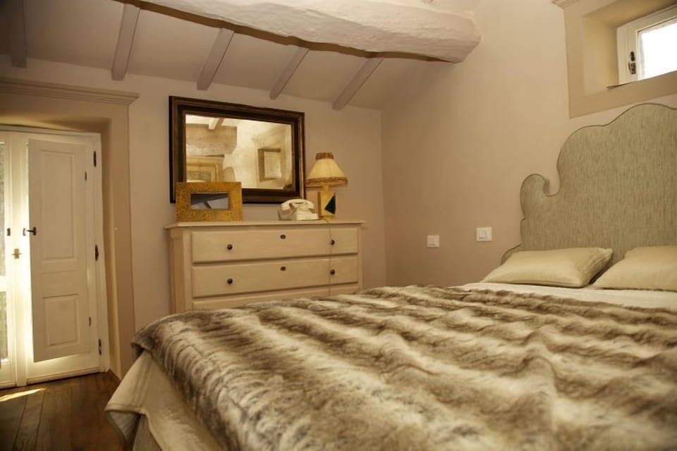 Villa, 1 Bedroom (Gellino) | 1 bedroom, desk, free WiFi, bed sheets