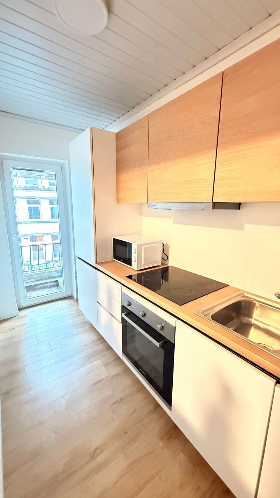 Photo 27-11-25 14 15 35