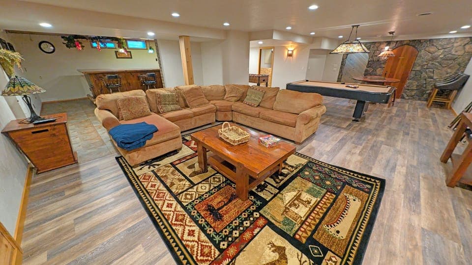 Poplar 35 - Basement Entertainment area