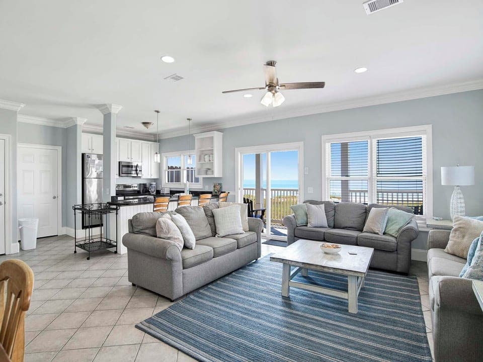 Living Area, Second Floor