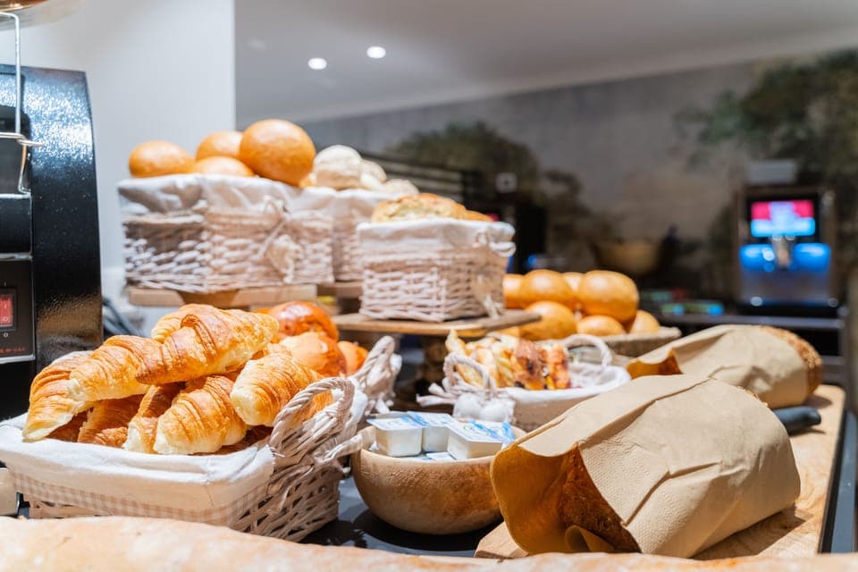 Daily buffet breakfast (EUR 20 per person)