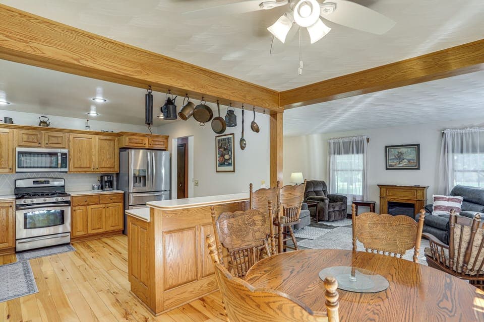 House (3 Bedrooms) | Interior