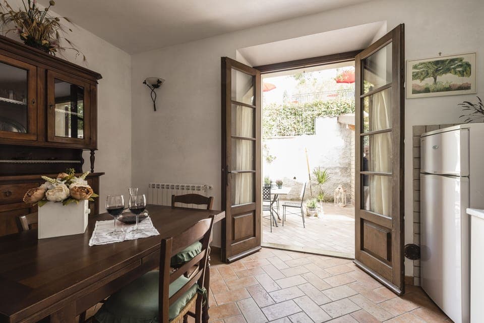 Classic Apartment | Living area | TV