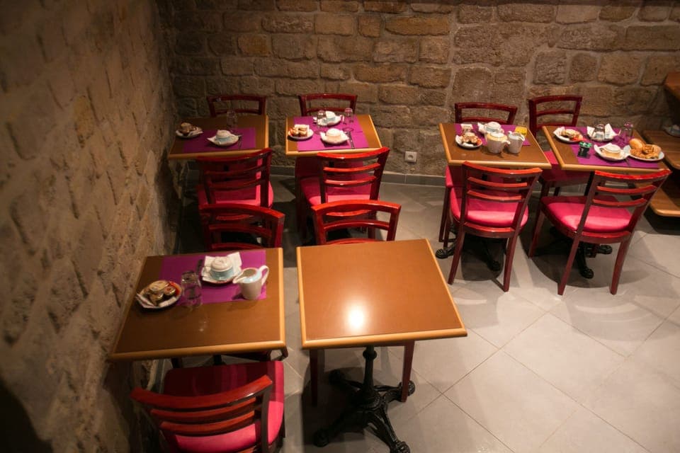 Daily buffet breakfast (EUR 11.00 per person)