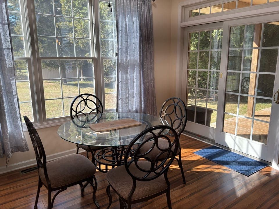 Kitchen Table 1