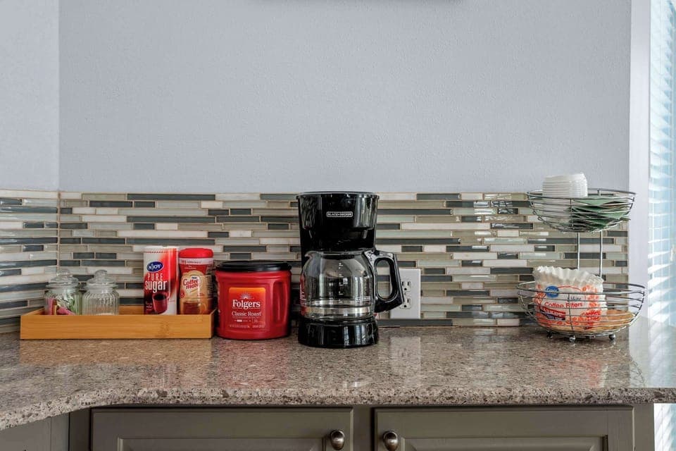 Brew your perfect vacation cup.