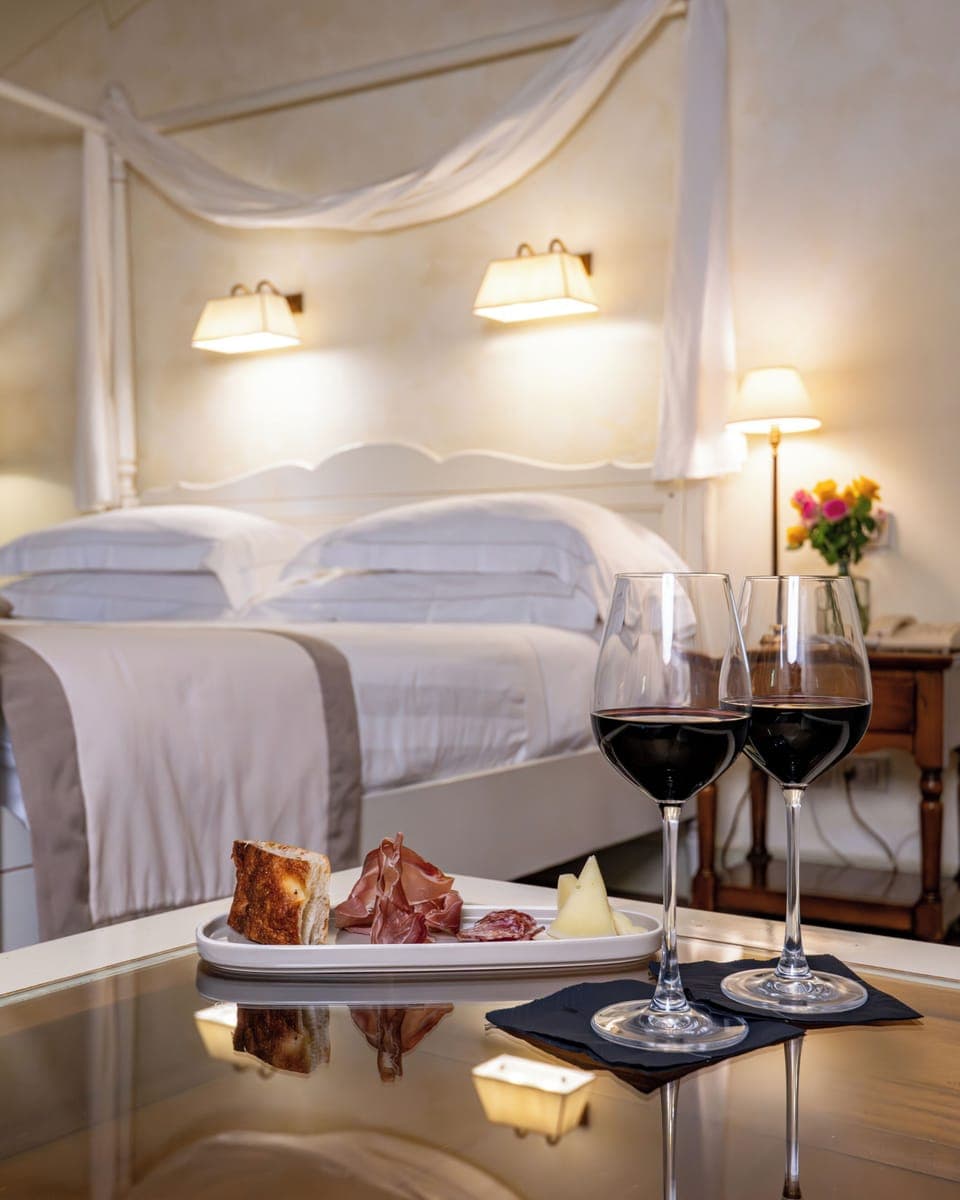 Junior Suite | Premium bedding, free minibar, in-room safe, individually decorated