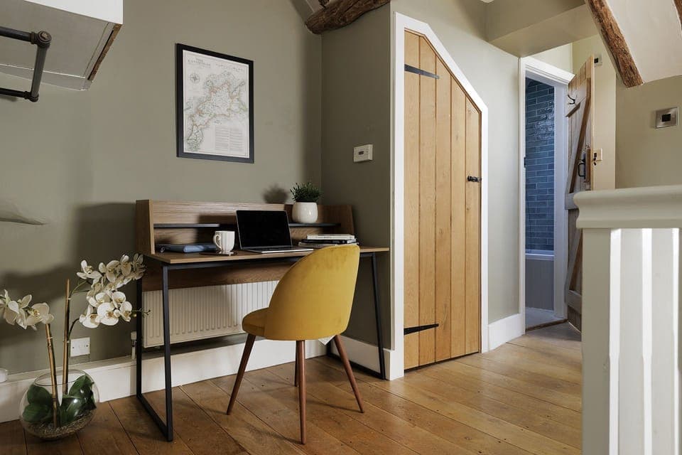 Little Haven Workspace - StayCotswold