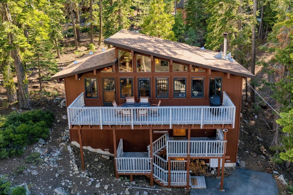 Full view of the home. (Tahoe Timber)