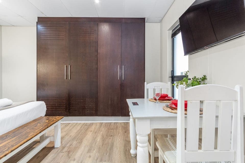 Apartment (0 Bedroom) | Interior