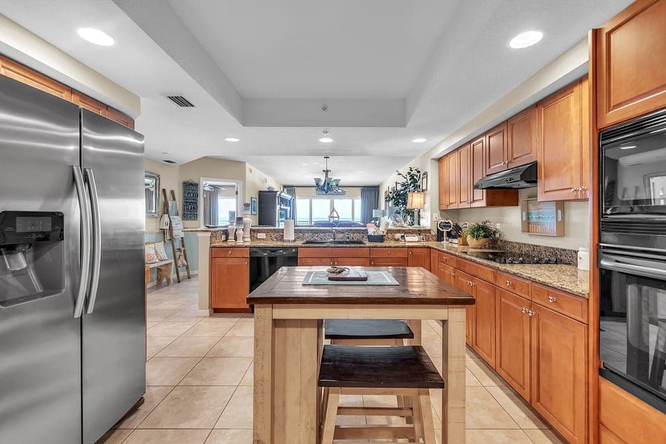 Spacious Kitchen