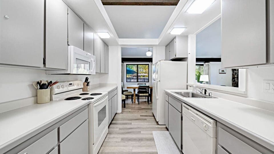 Fully stocked kitchen ready for preparing your favorite meals