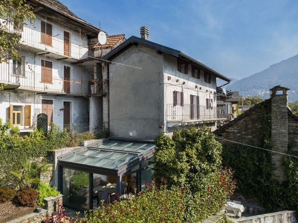 Roof, House, Home, Human Settlement, Cottage, Slope, Mountain Range, Hill Station, Balcony, Village