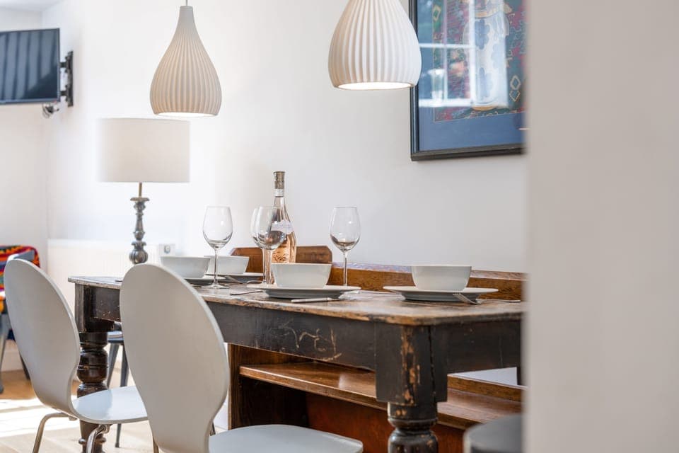 Ground floor: Dining area