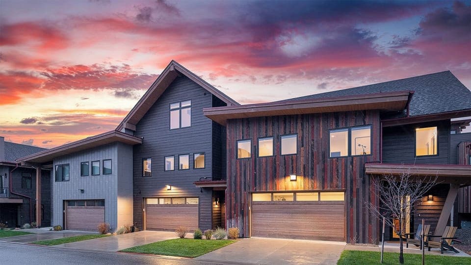 Welcome to Princetown Grande! (Two side-by-side homes, Principal House and Uptown House)