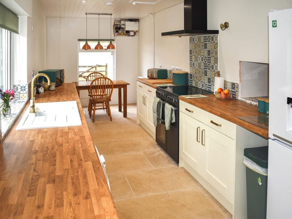 Kitchen/diner | Four Elms, Yarcombe, near Axminster