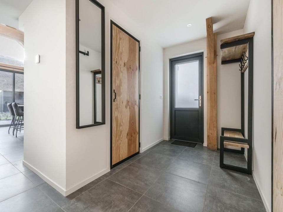 Bungalow | Reception