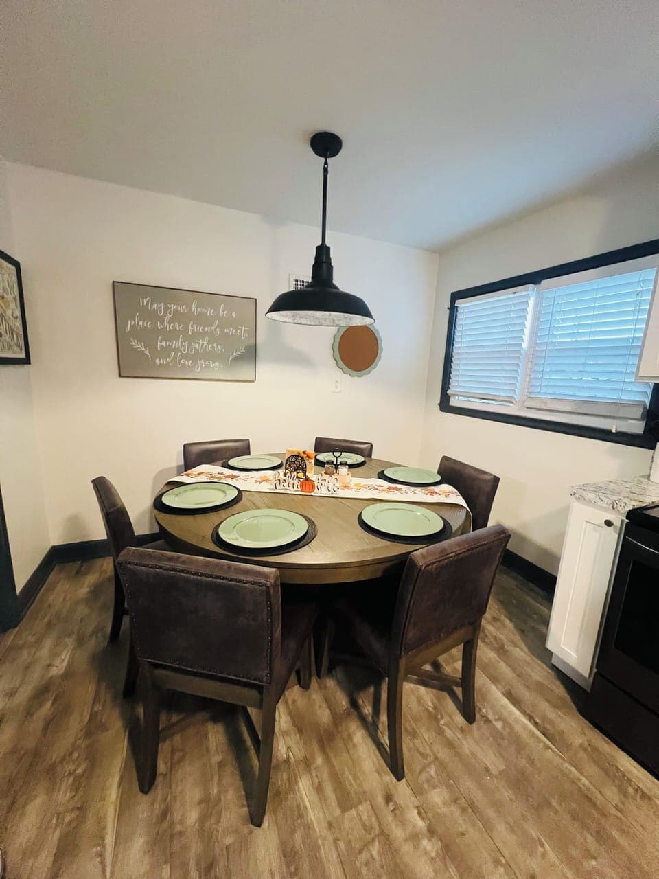 Kitchen/dining room 2nd floor