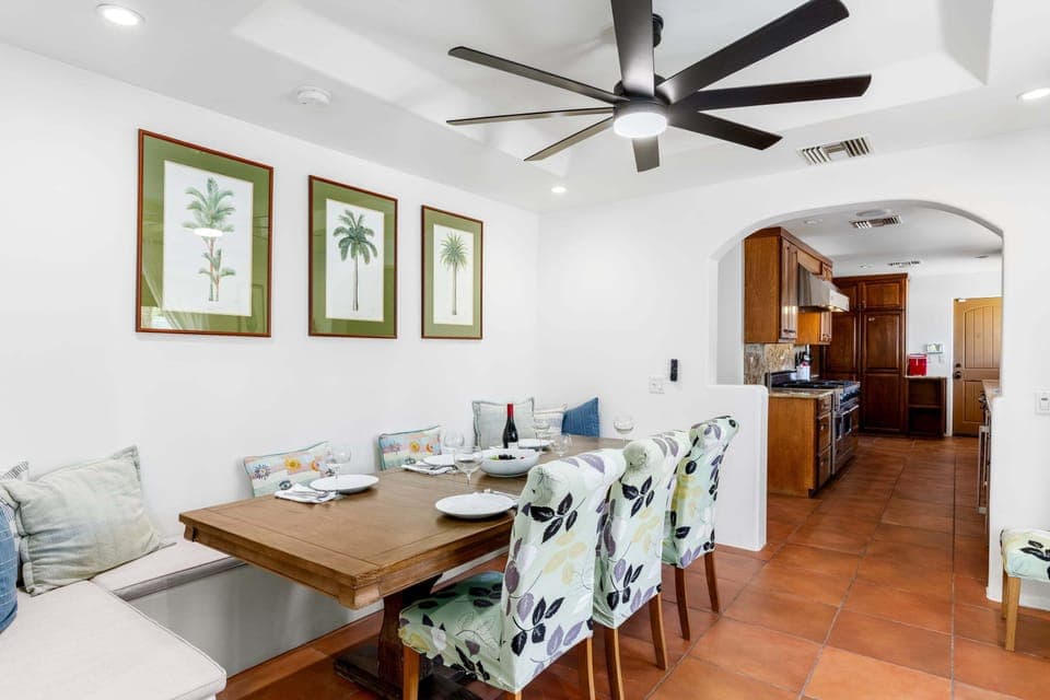 Interior dining for 8