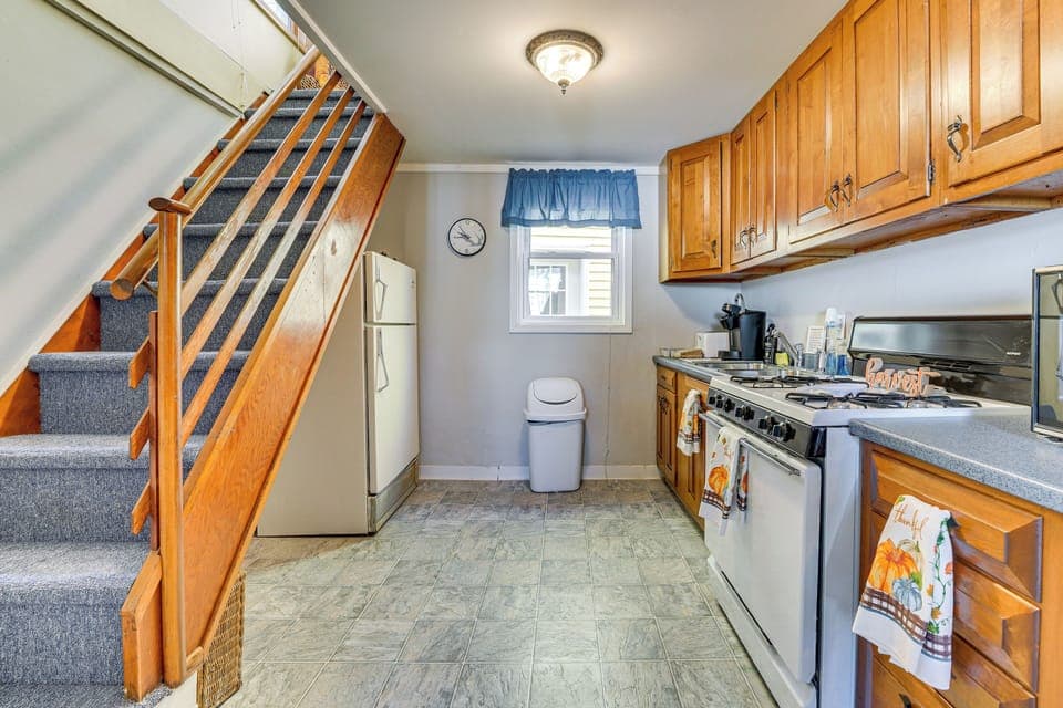 Kitchen | Cooking Basics | Lower Floor