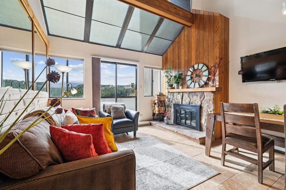 Living Area - Beaver Run 28220 - Breckenridge Vacation Rental