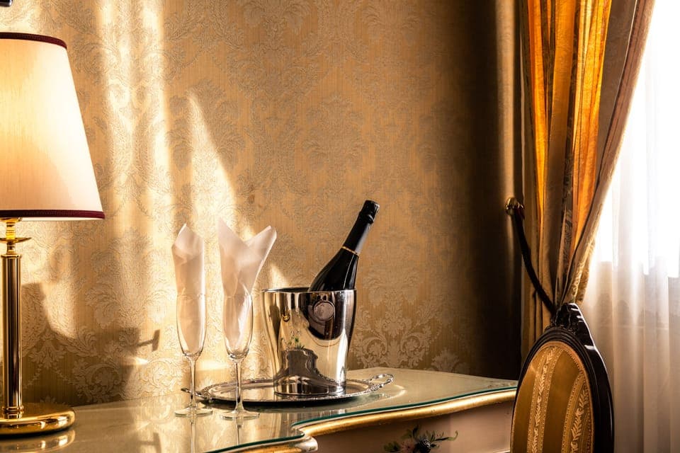 Room service - dining