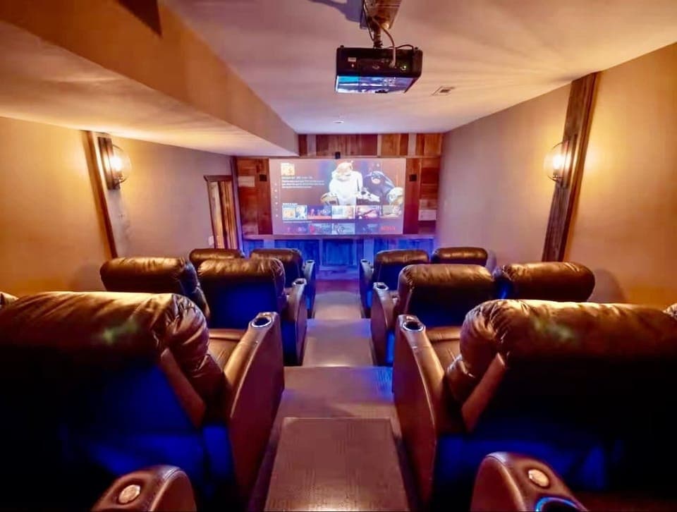 Awesome movie theatre with super comfy leather recliners!!