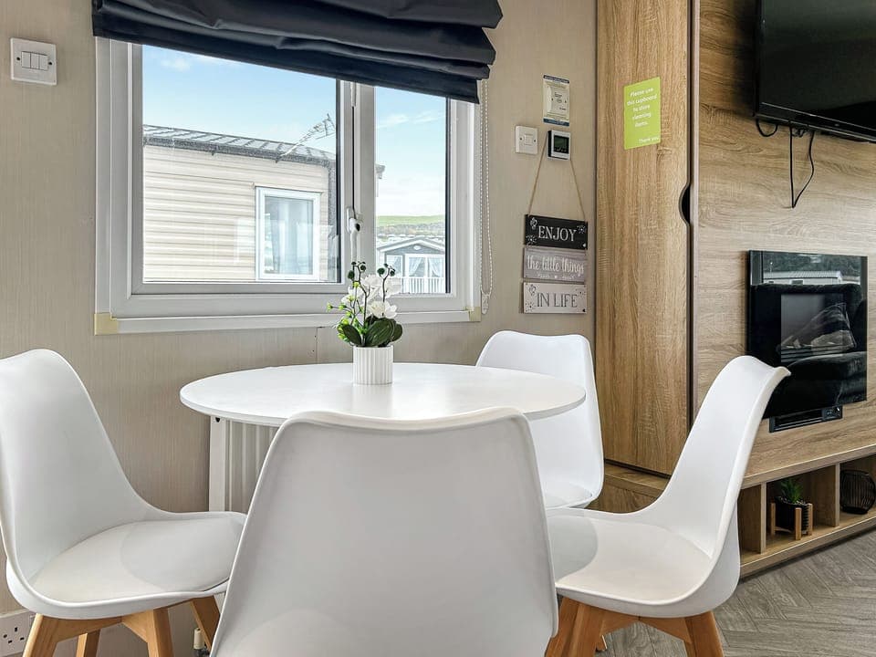 Dining Area | Coastal Bay View, Ayr