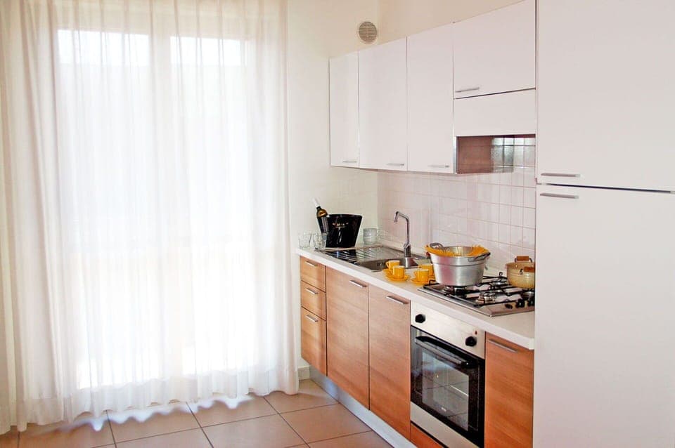 Autumn, Kitchen, Spring, Summer