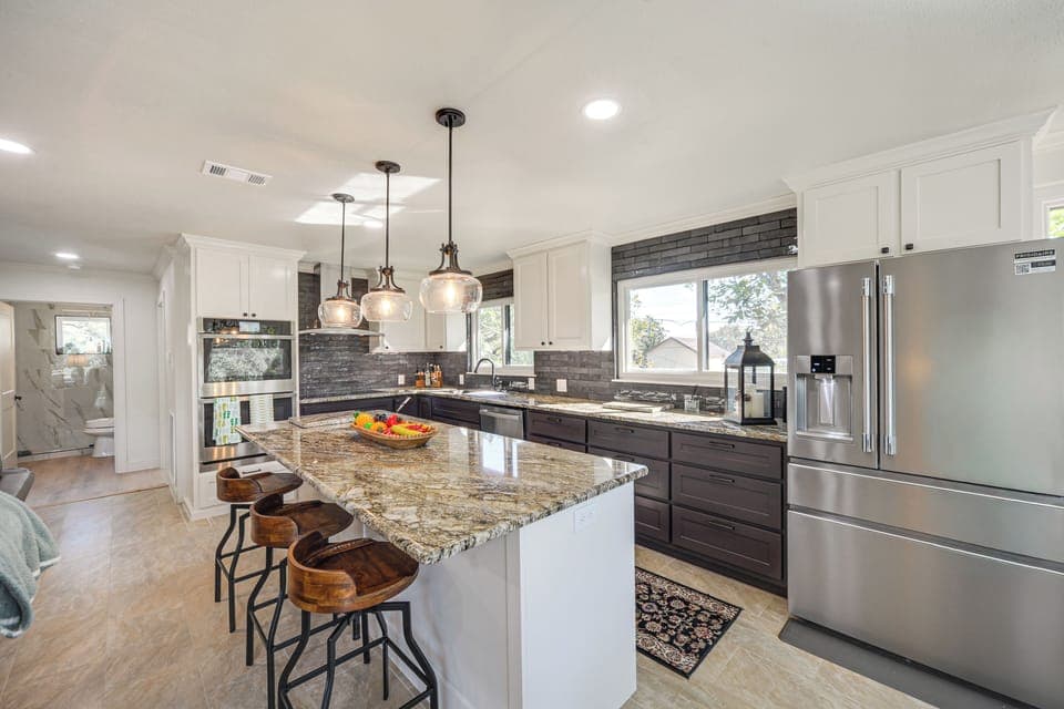 Kitchen | Dishwasher | Stove | Double Wall Oven