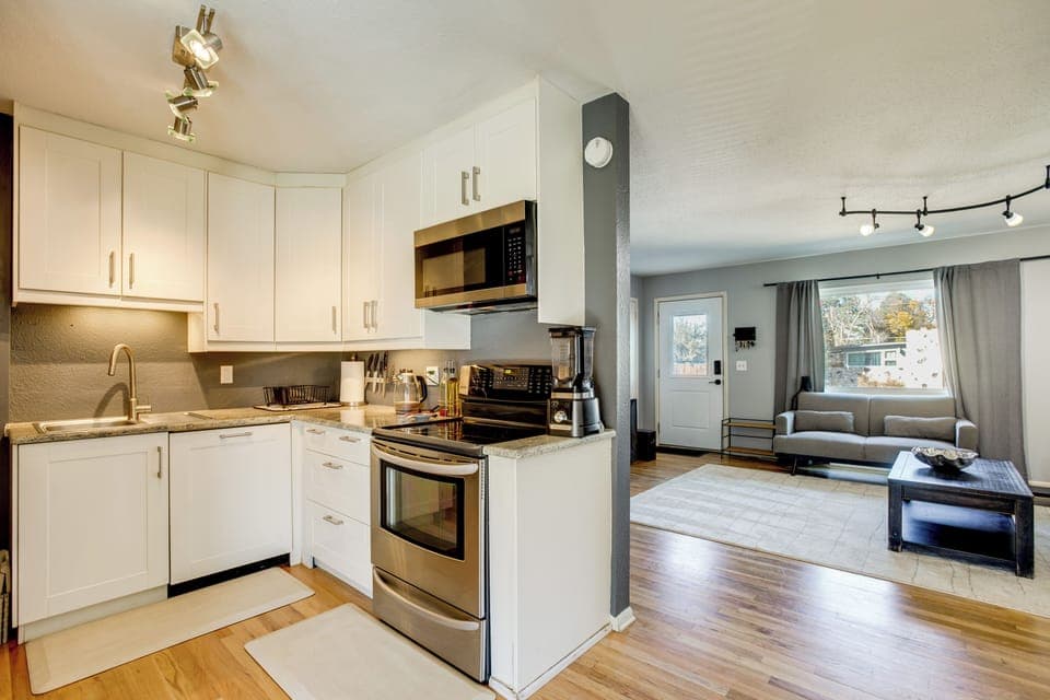 Kitchen | Drip Coffee Maker | Blender