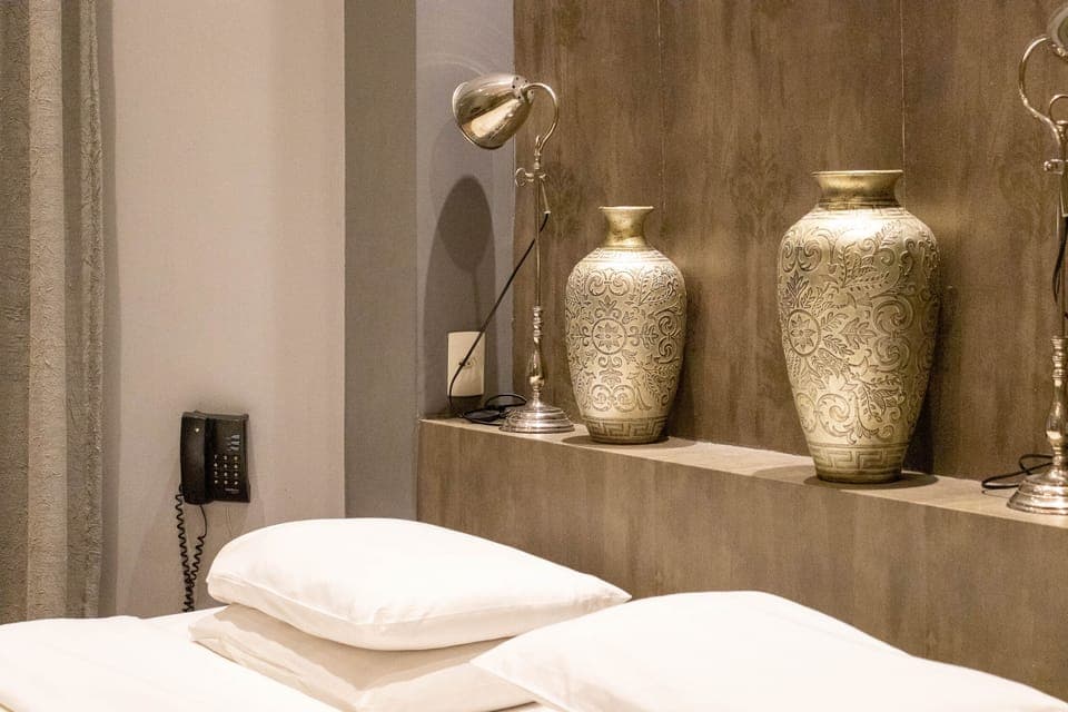 Suíte Príncipe (Luxo) | Minibar, blackout drapes, iron/ironing board, free WiFi