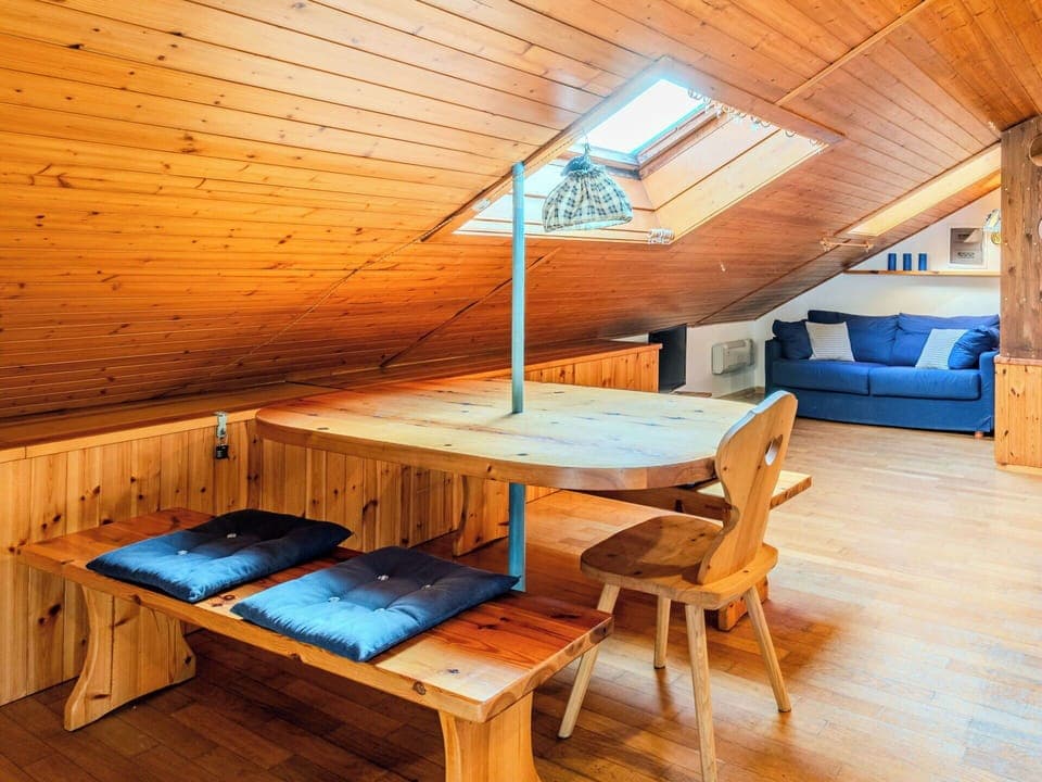 Wood, Flooring, Floor, Furniture, Interior Design, Ceiling, Wood Flooring, Hardwood, Room, Wood Stain