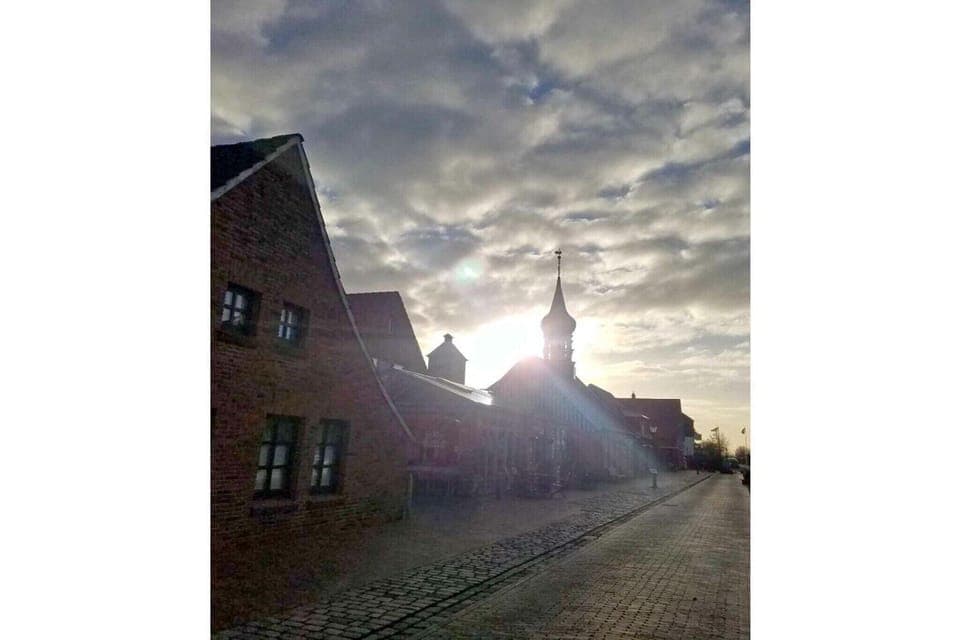 Surroundings [summer] (1-5 km)