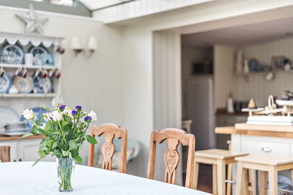 kitchen and garden room