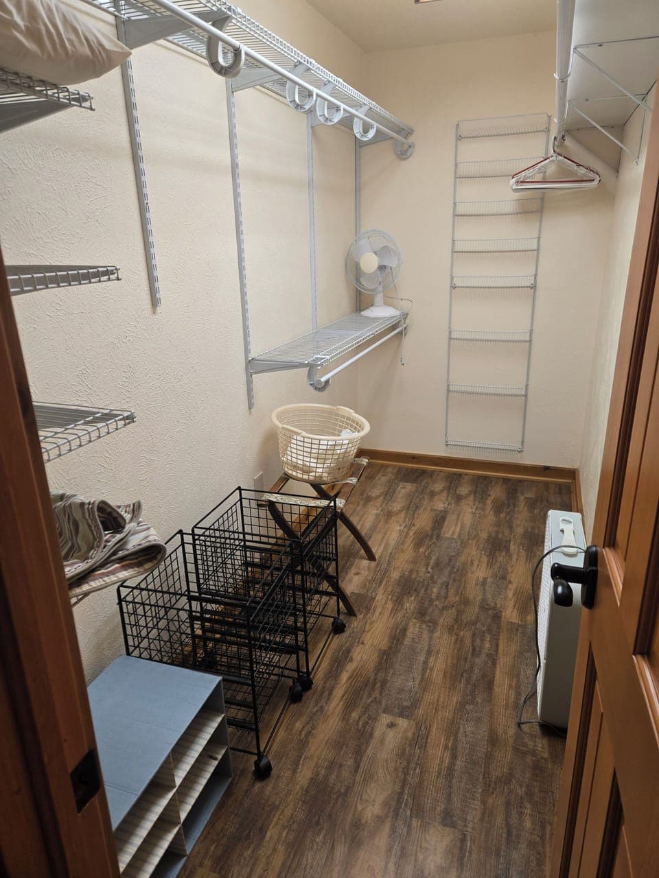 Bedroom 2 Walk- in Closet