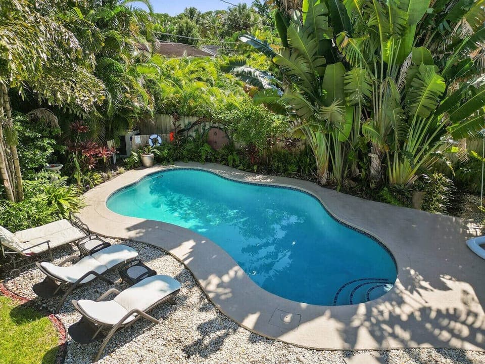 pool view