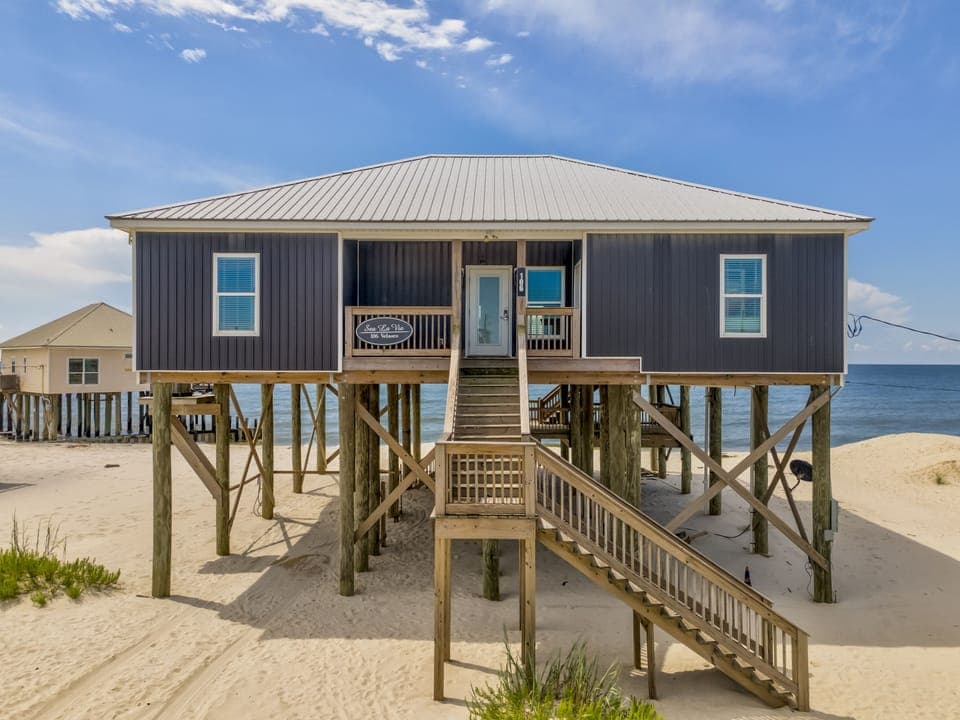 House, 4 Bedrooms | Exterior