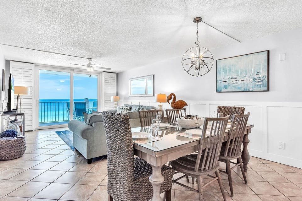Dining with a View - Unit 2602