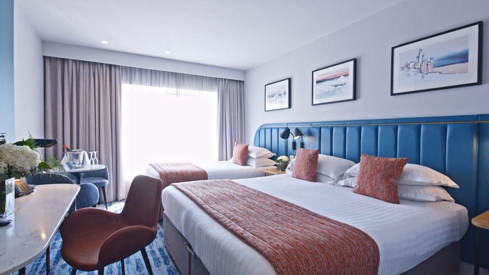 Superior King and Single Room | In-room safe, desk, laptop workspace, iron/ironing board
